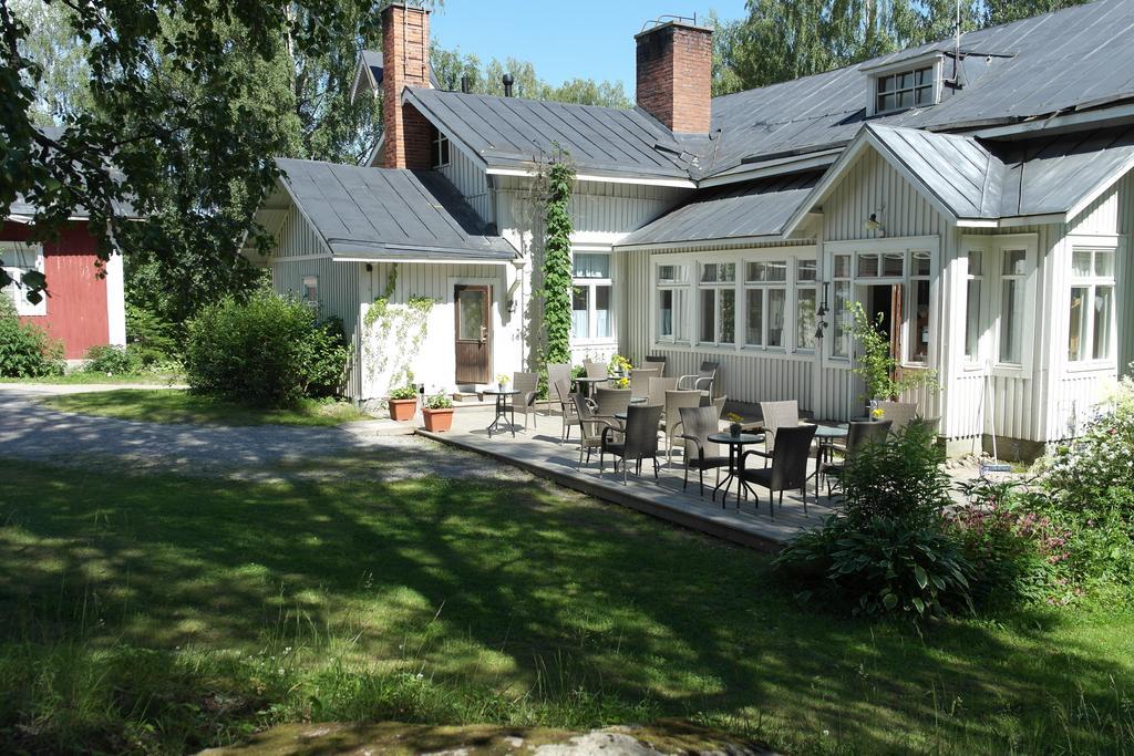 Bed and Breakfast Varjola Holiday Center Laukaa Exterior foto