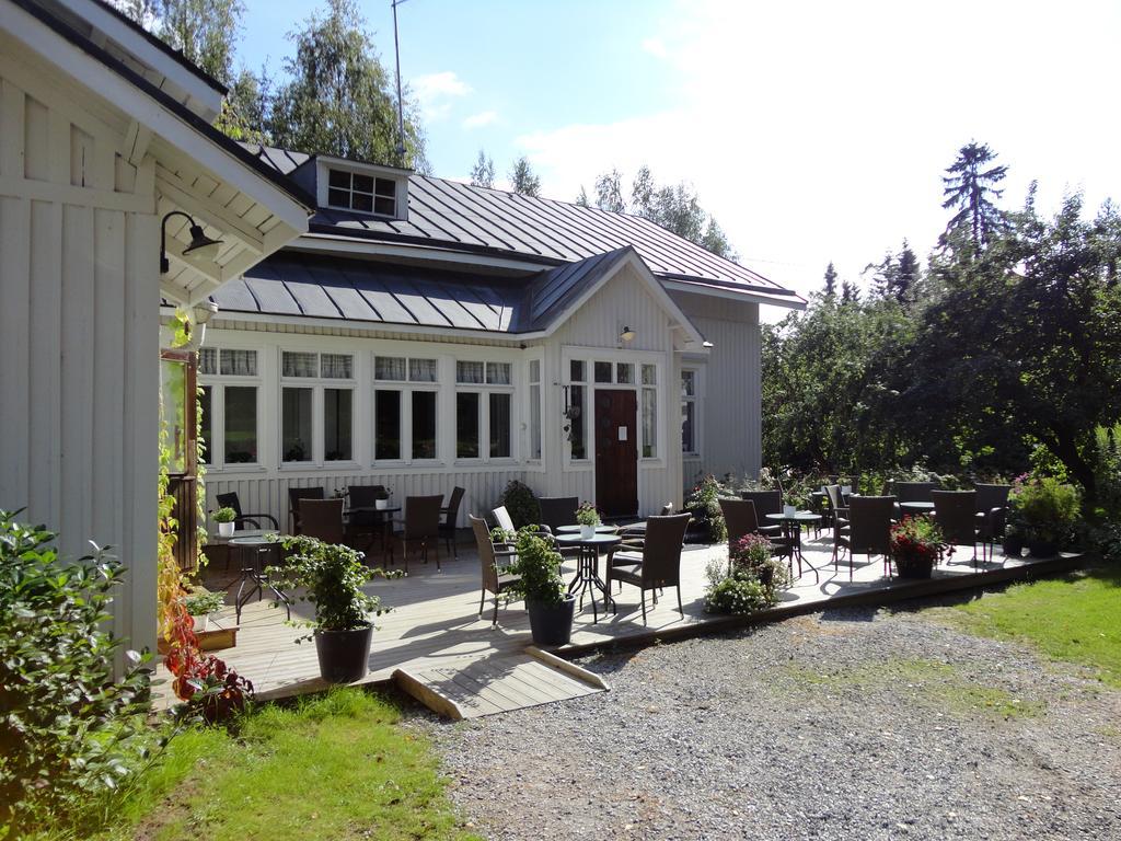 Bed and Breakfast Varjola Holiday Center Laukaa Exterior foto