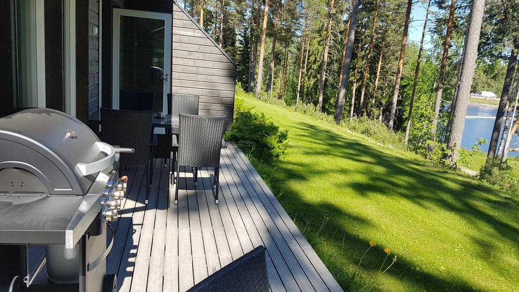 Bed and Breakfast Varjola Holiday Center Laukaa Exterior foto