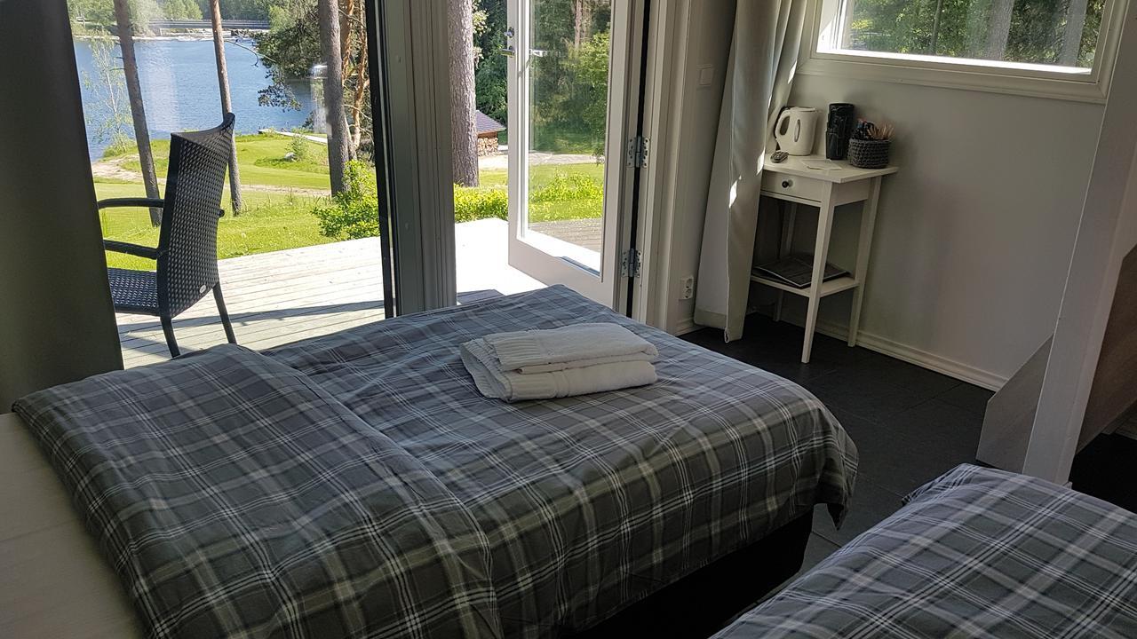 Bed and Breakfast Varjola Holiday Center Laukaa Exterior foto